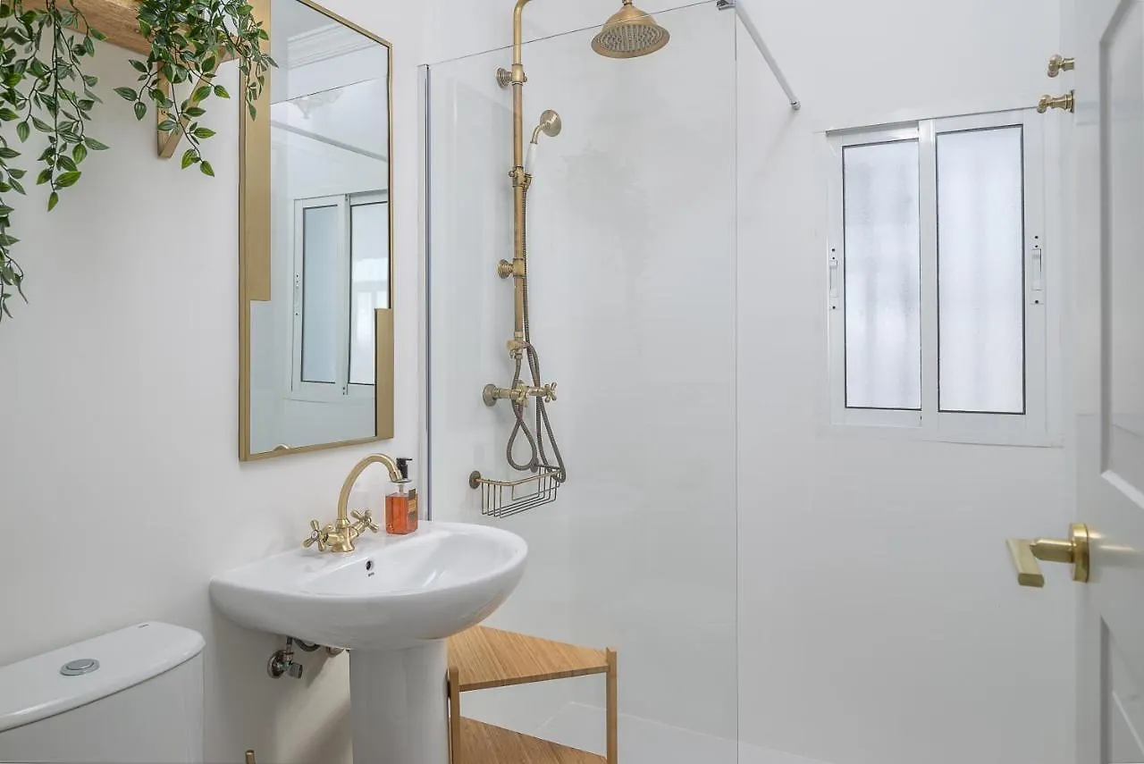 Διαμέρισμα Bianca Chic Studio - Carihuela Beach At 300M Τορρεμολίνος Ισπανία